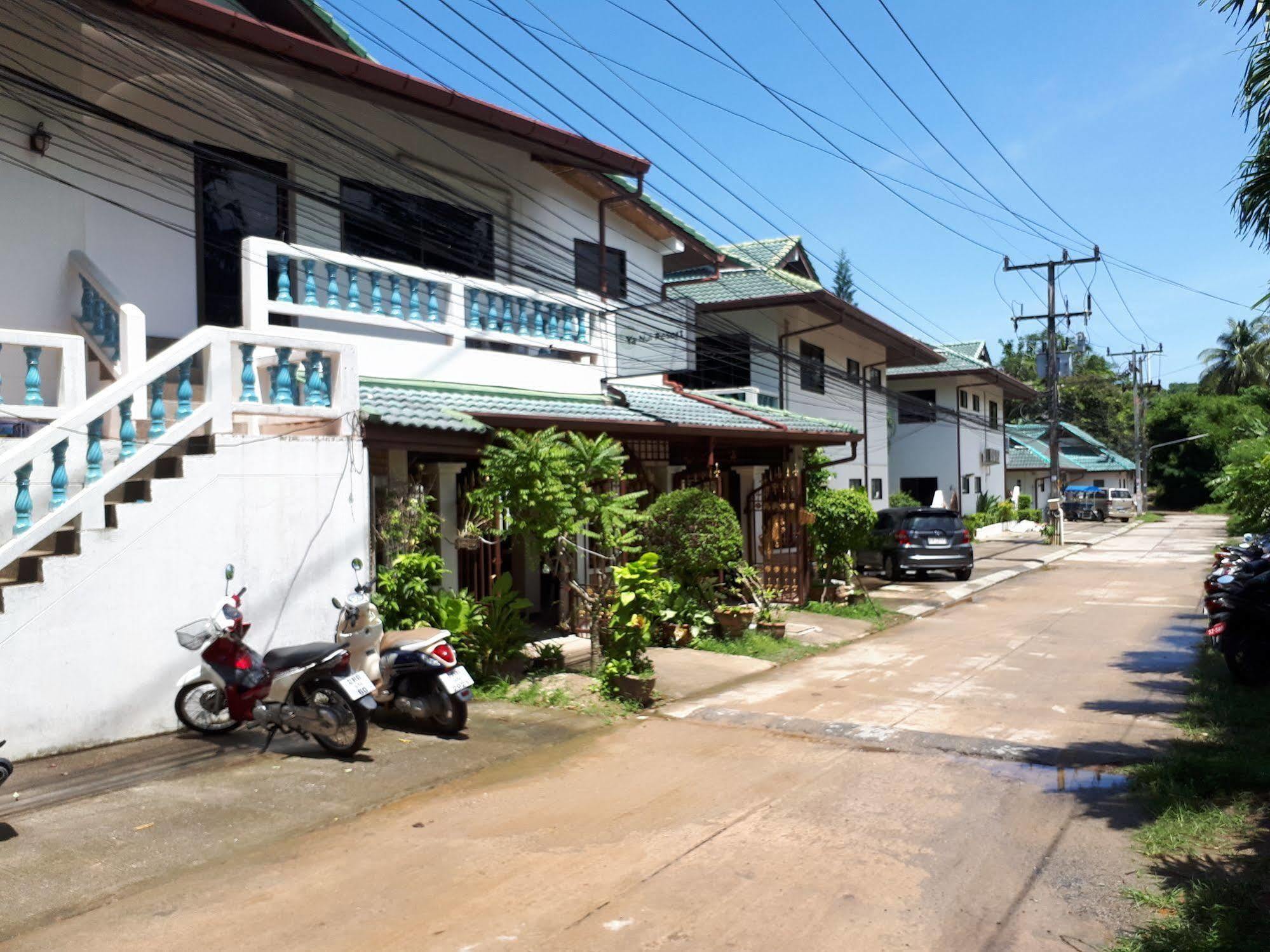 Ya Nui Resort Rawai Exterior foto