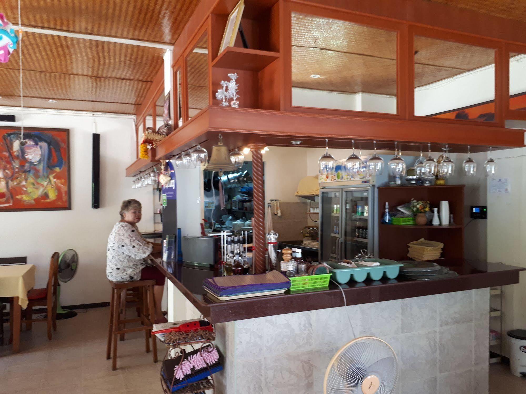 Ya Nui Resort Rawai Exterior foto